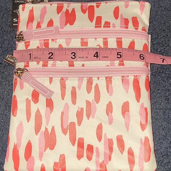 Scout Crossbody Bag - Picture 11 of 12